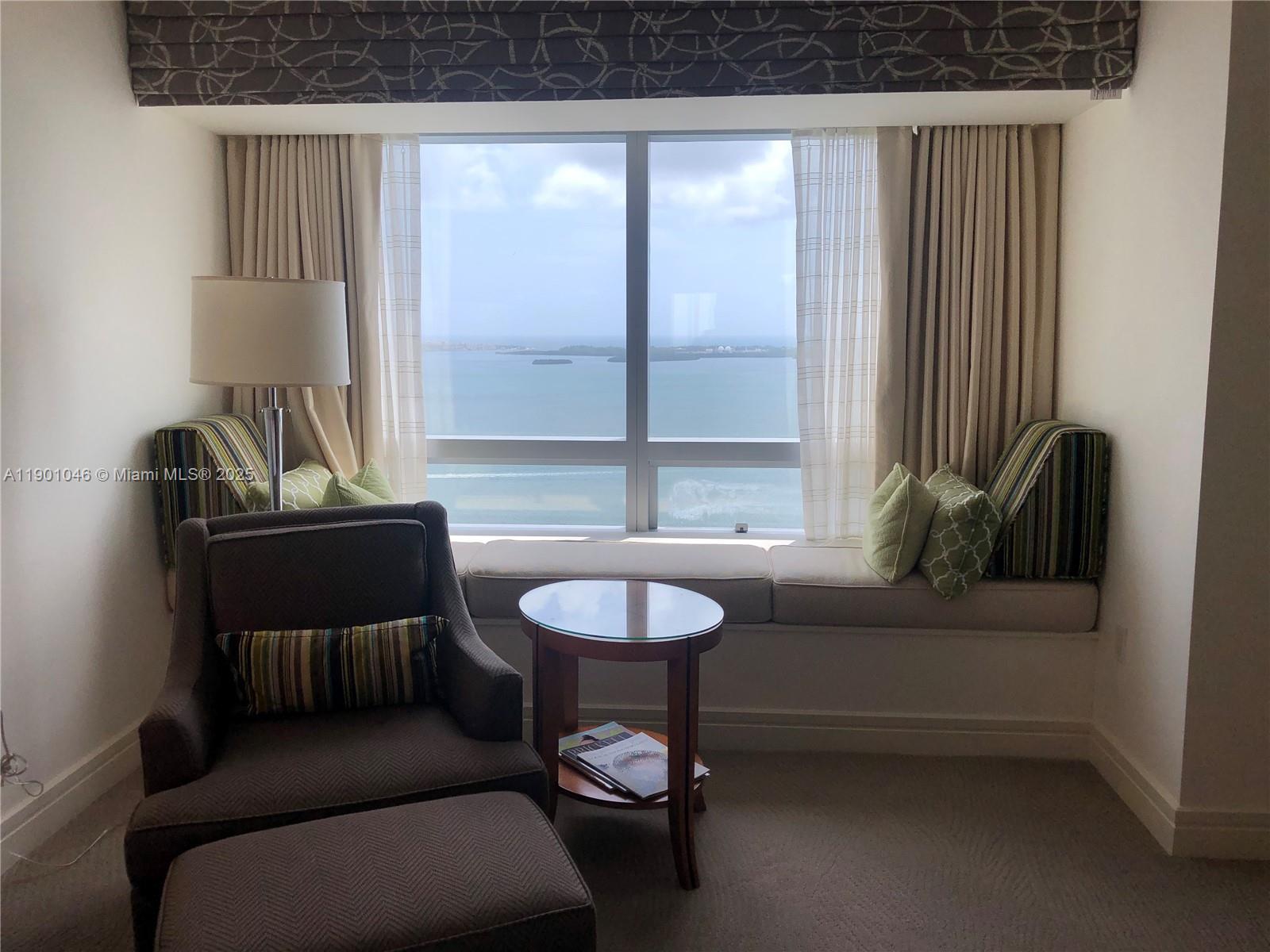 Four Seasons - Residential Lease