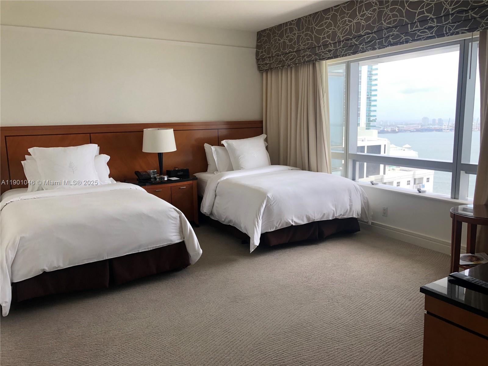 Four Seasons - Residential Lease