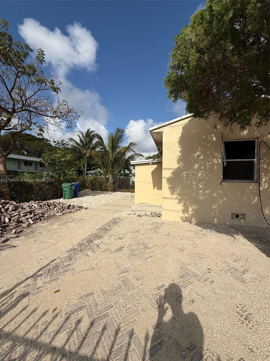Rental Property at 7724 Ne 1st Ave C, Miami, Broward County, Florida - Bedrooms: 2 
Bathrooms: 1  - $2,100 MO.