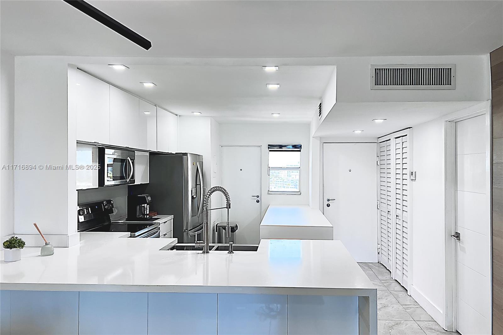 DORSEY ARMS CONDO - Residential