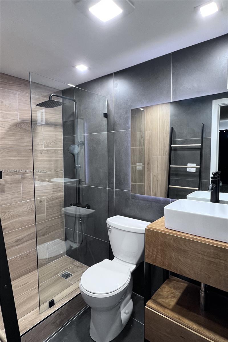 DORSEY ARMS CONDO - Residential