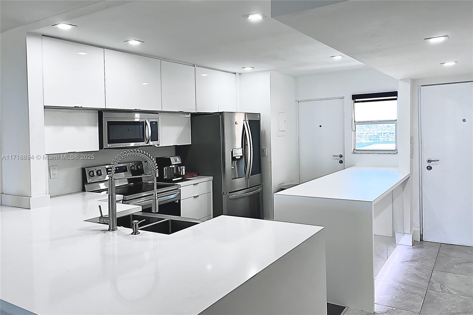 DORSEY ARMS CONDO - Residential