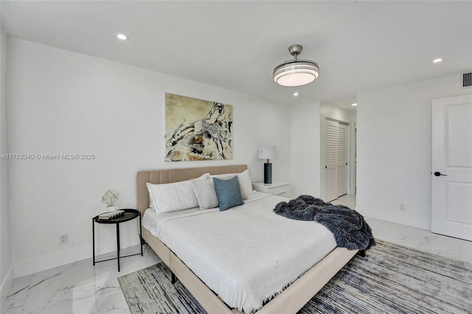 HOLLYBROOK GOLF AND TENNIS - Residential