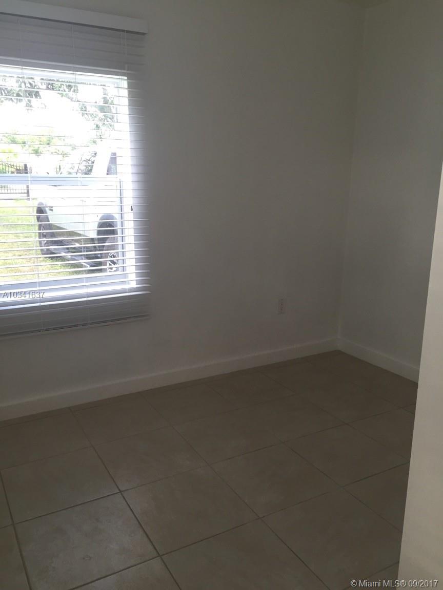 HIALEAH HEIGHTS - Residential Lease