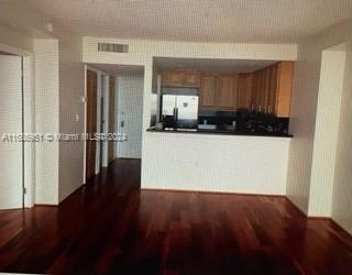 CORONADO CONDO- TOWER II - Residential