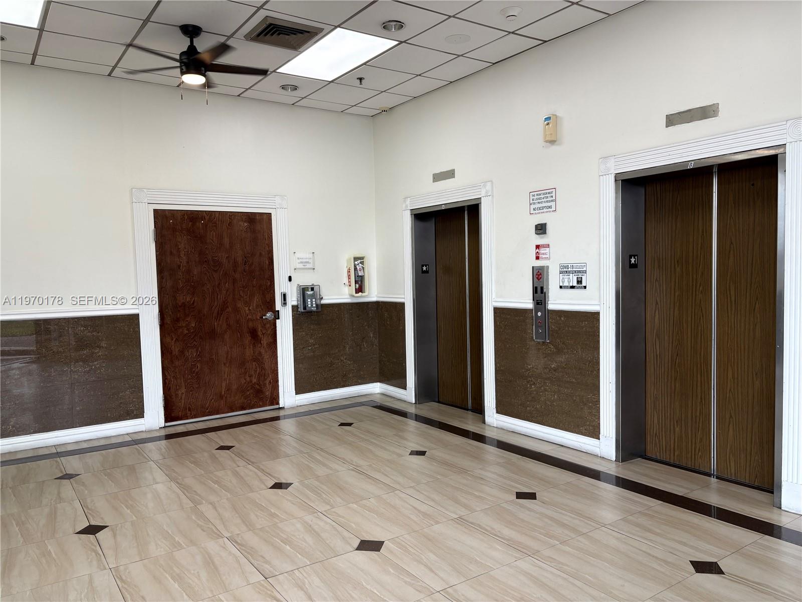 2100 W 76th St 201-203