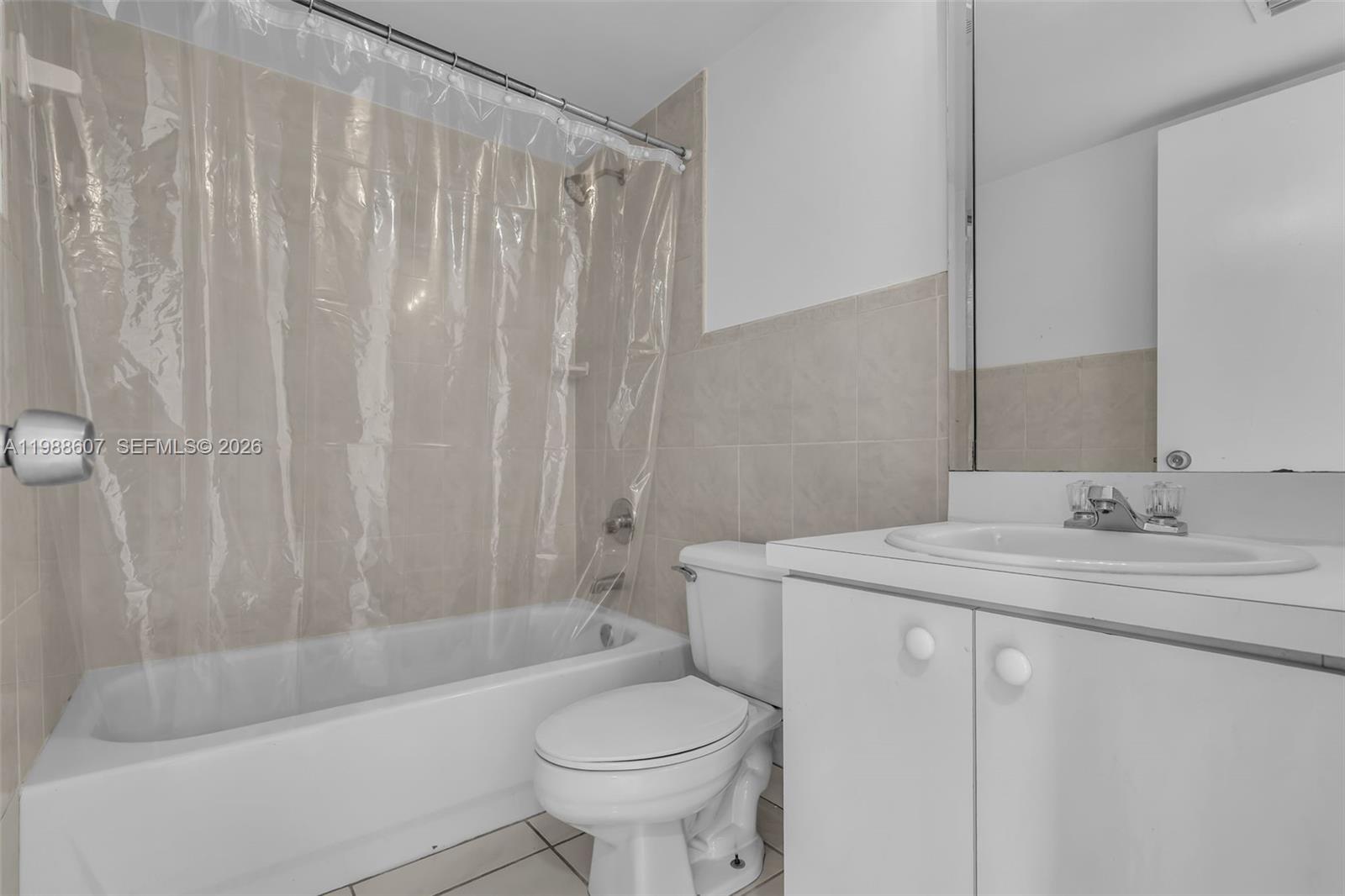 FLAMINGO COURT CONDO - Residential