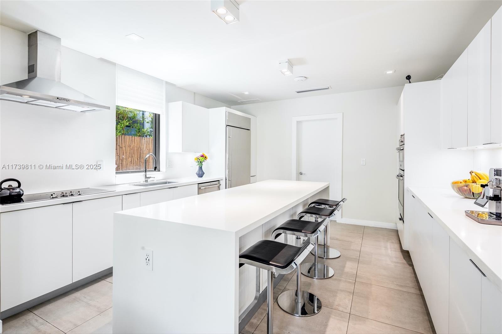 8600 EAST DIXIE - Residential