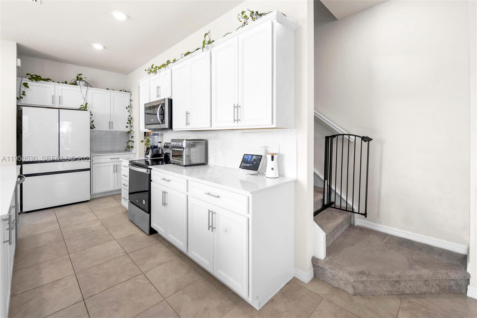 OAK TREE PROPERTY REDEVEL - Residential