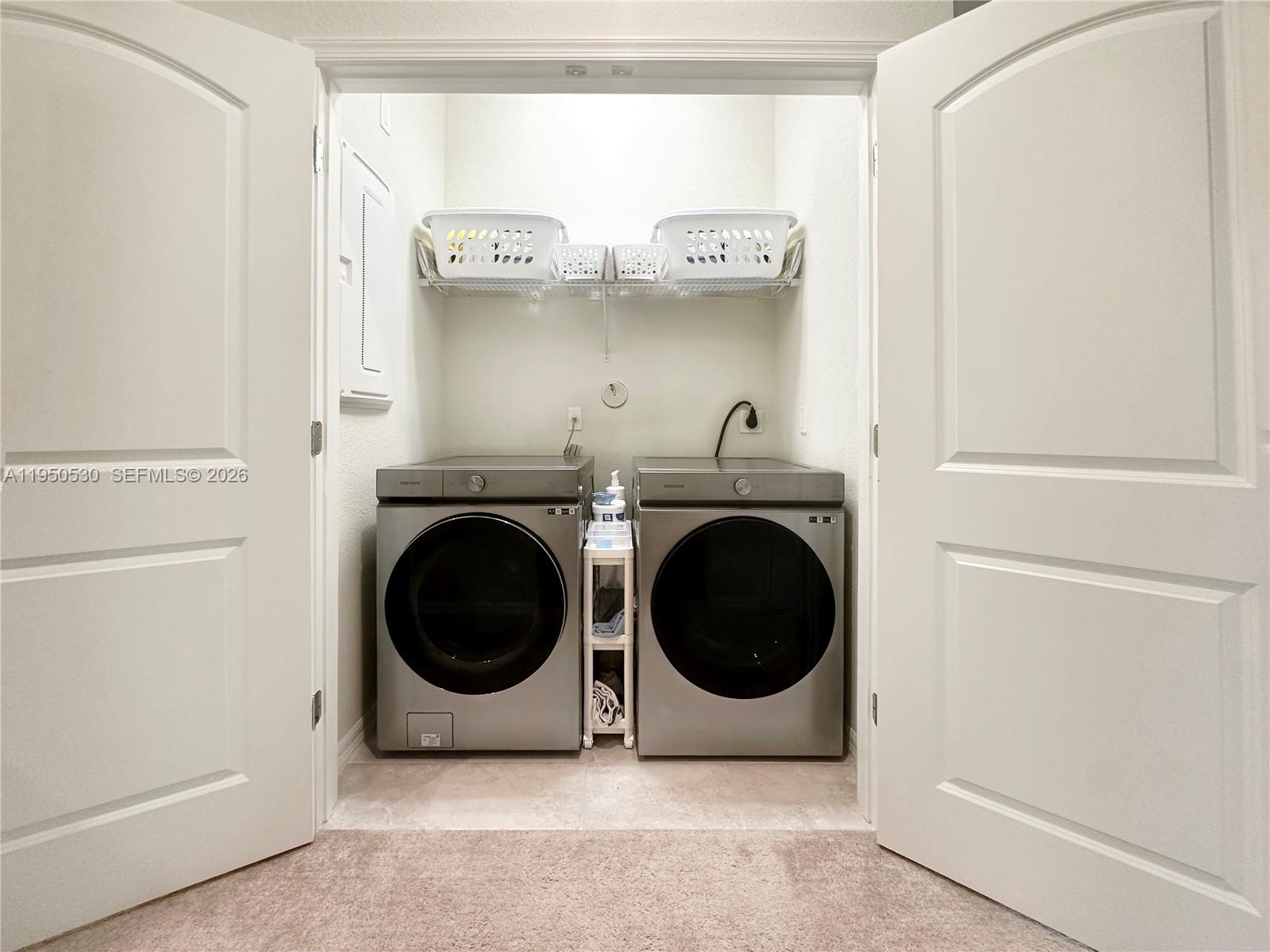 OAK TREE PROPERTY REDEVEL - Residential