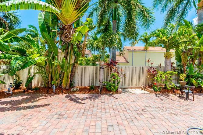 WEST LAKE VILLAGE - Residential