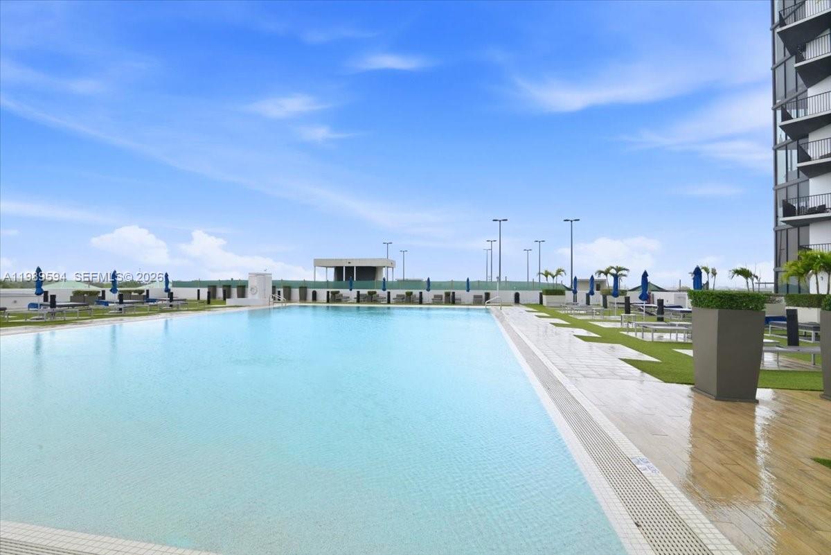 5252 PASEO CONDO - Residential