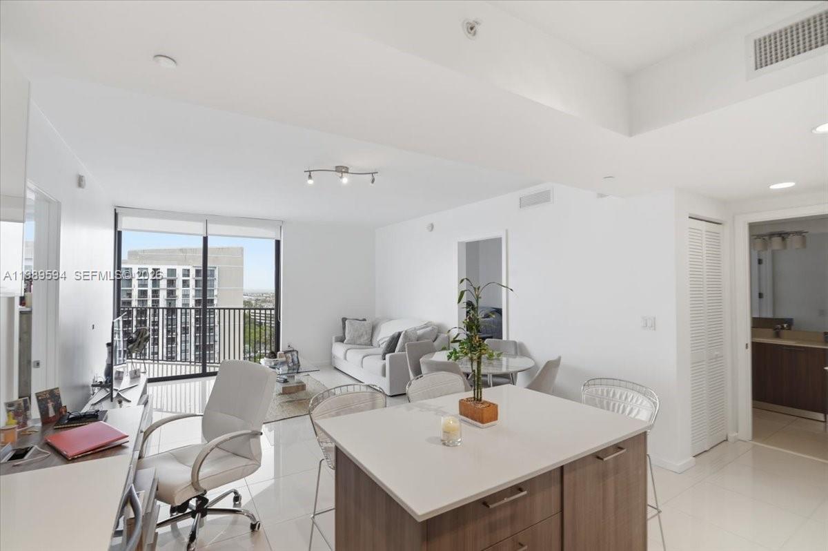 5252 PASEO CONDO - Residential