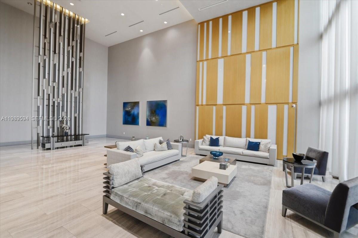 5252 PASEO CONDO - Residential