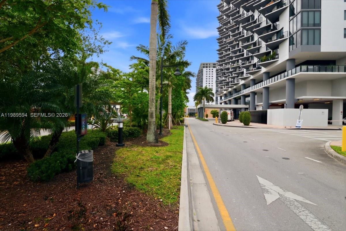 5252 PASEO CONDO - Residential