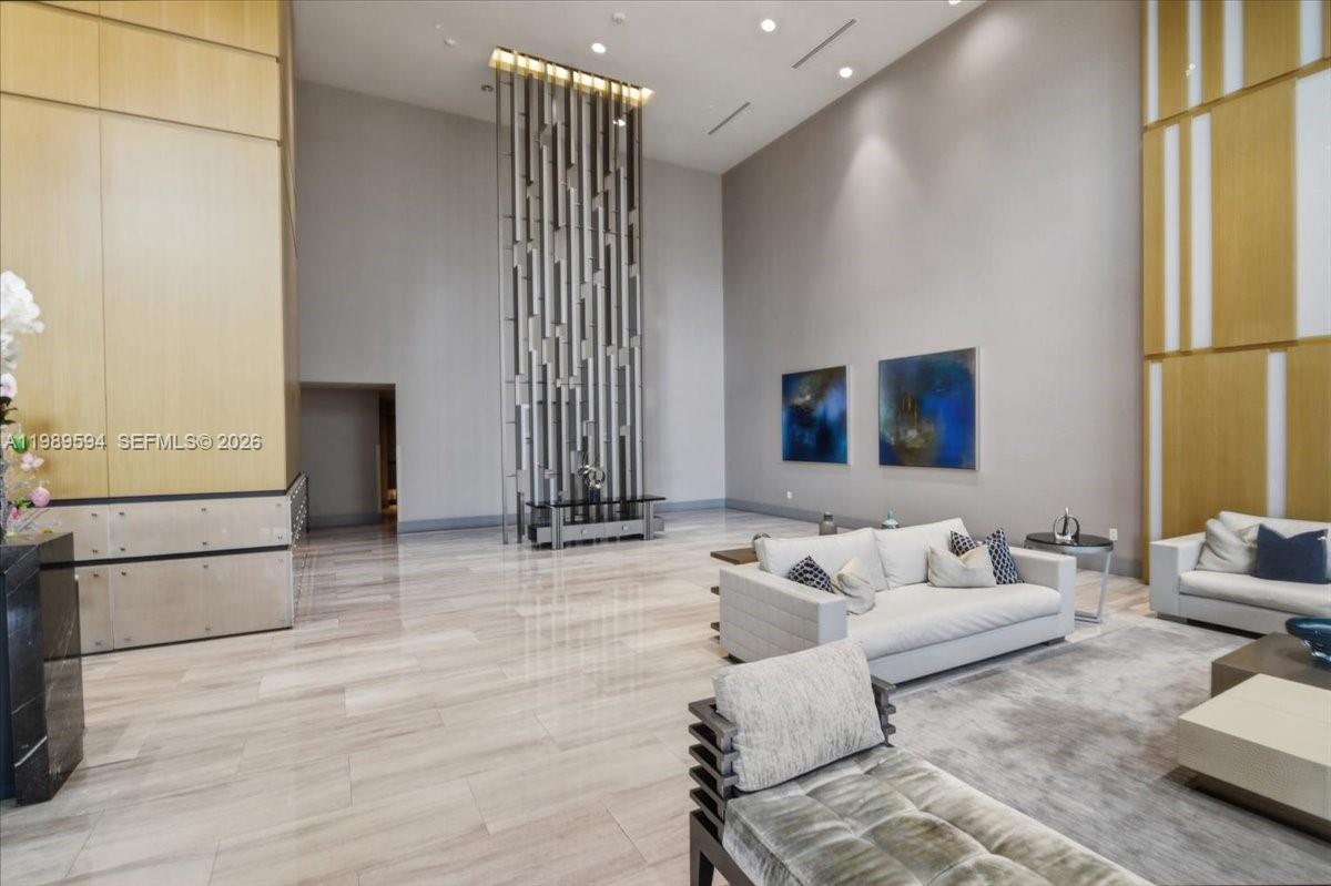 5252 PASEO CONDO - Residential