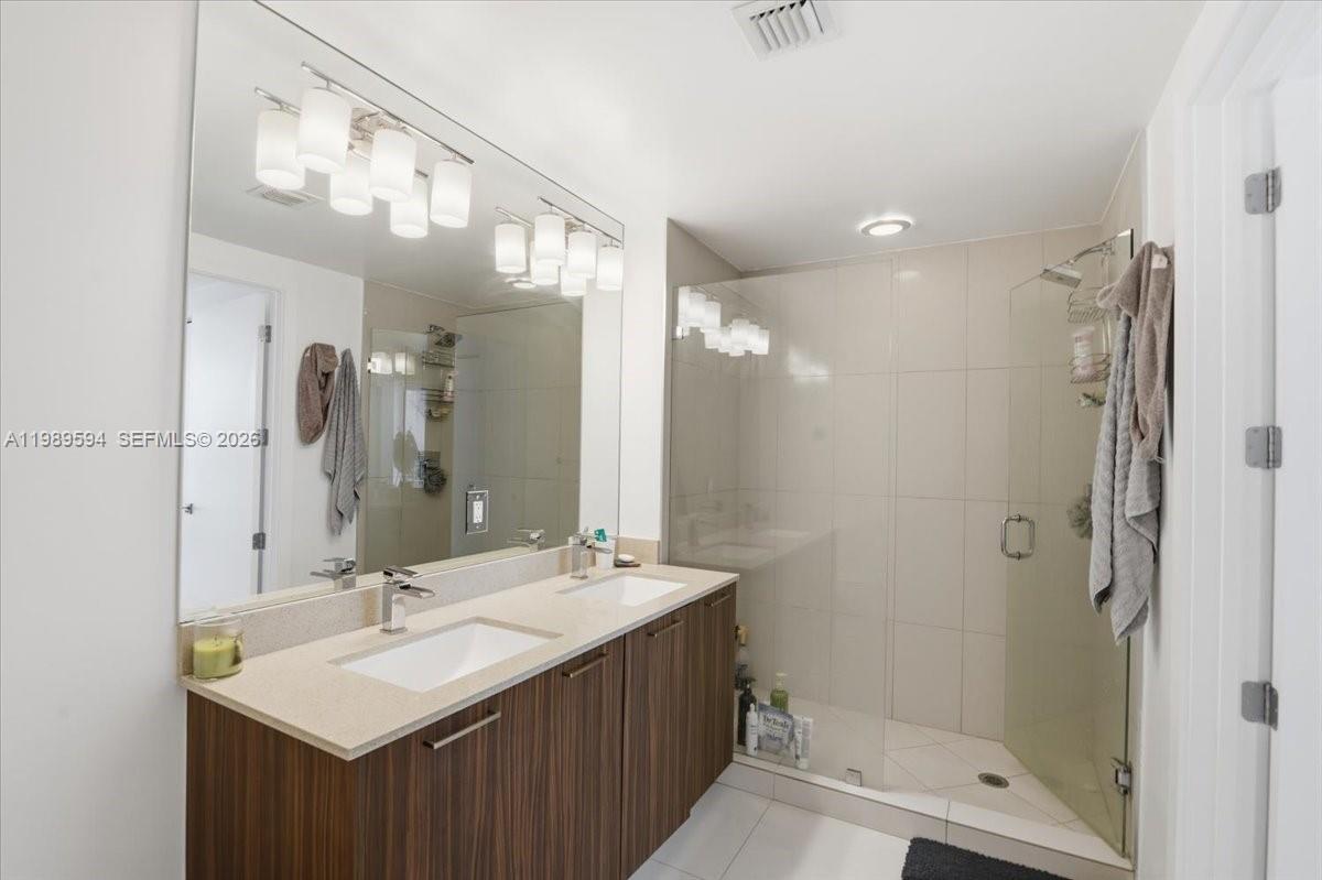 5252 PASEO CONDO - Residential