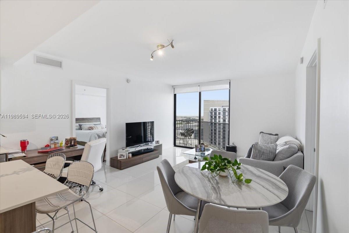 5252 PASEO CONDO - Residential