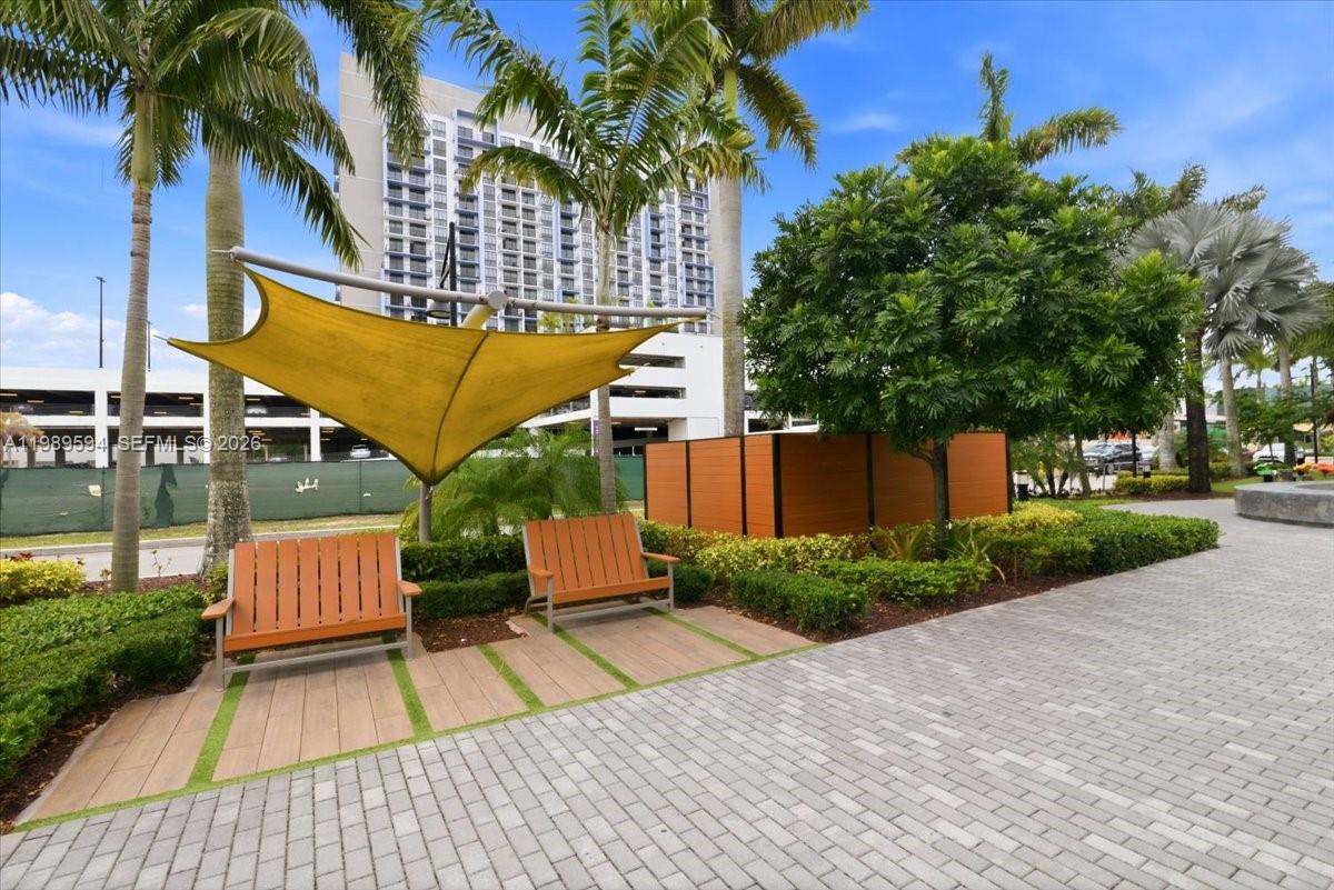 5252 PASEO CONDO - Residential