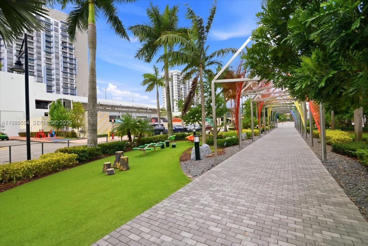 5252 PASEO CONDO - Residential