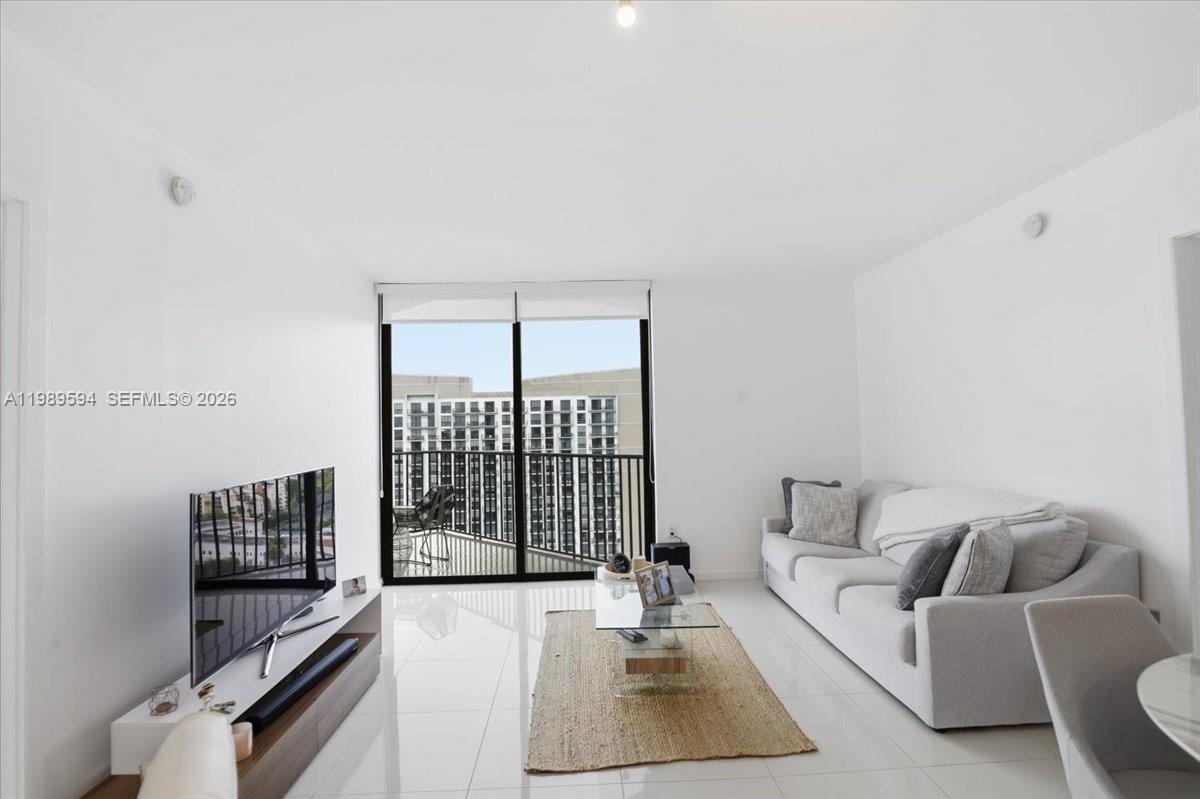 5252 PASEO CONDO - Residential