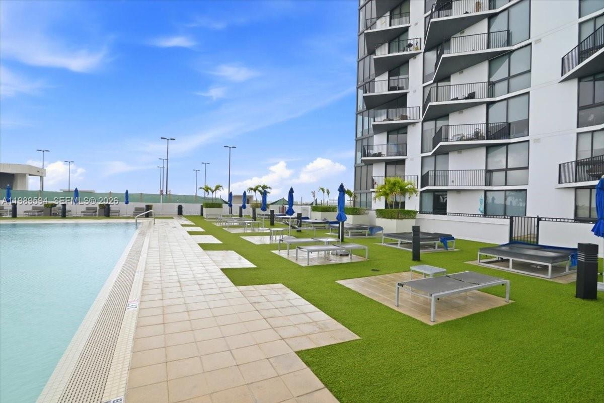 5252 PASEO CONDO - Residential