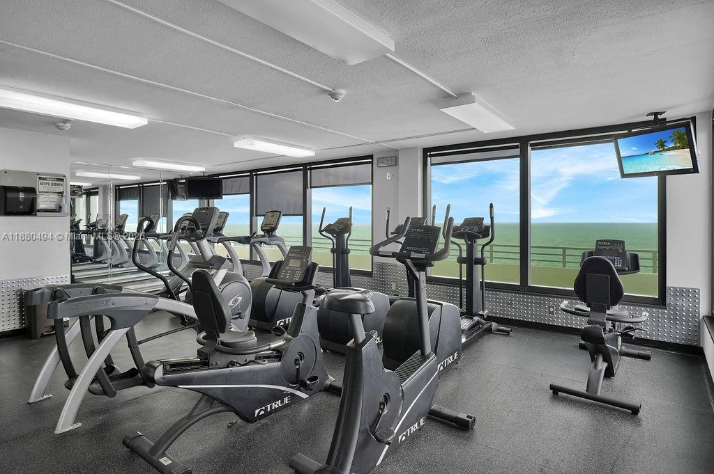 OCEANSIDE PLAZA CONDO - Residential Lease