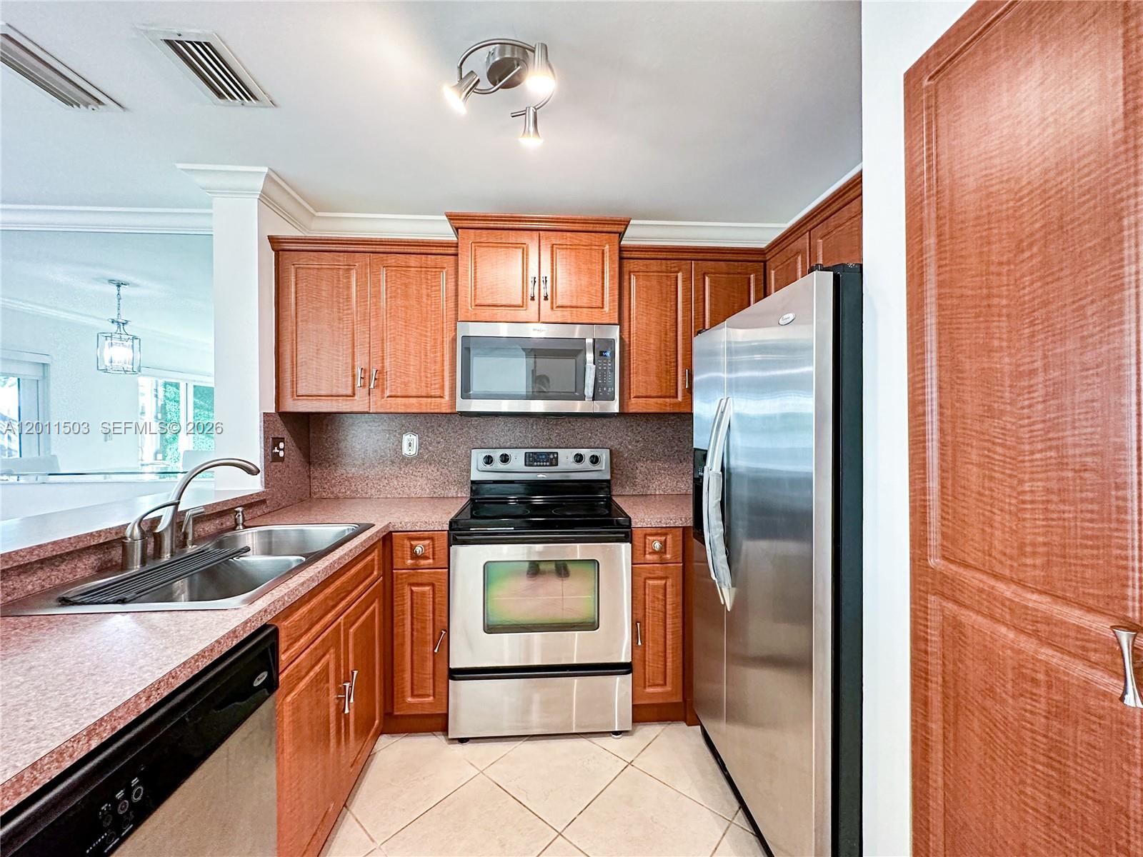 WEITZER SERENA LAKES TOWN - Residential Lease
