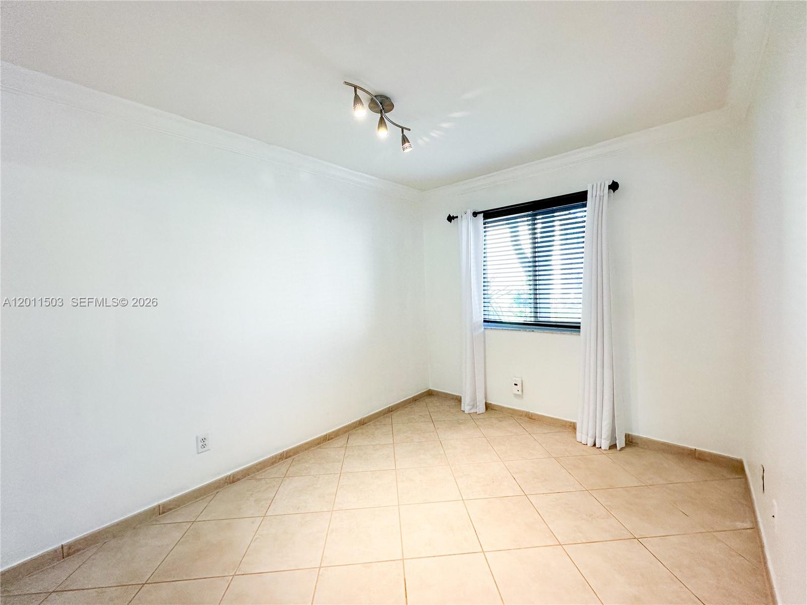 WEITZER SERENA LAKES TOWN - Residential Lease