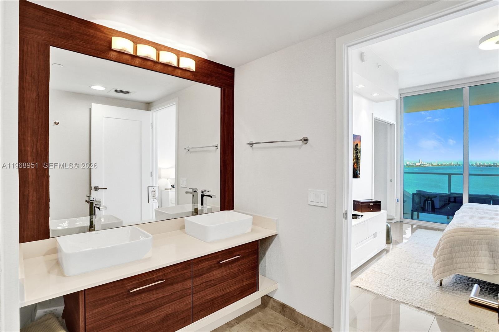 THE CRIMSON CONDO - Residential Lease