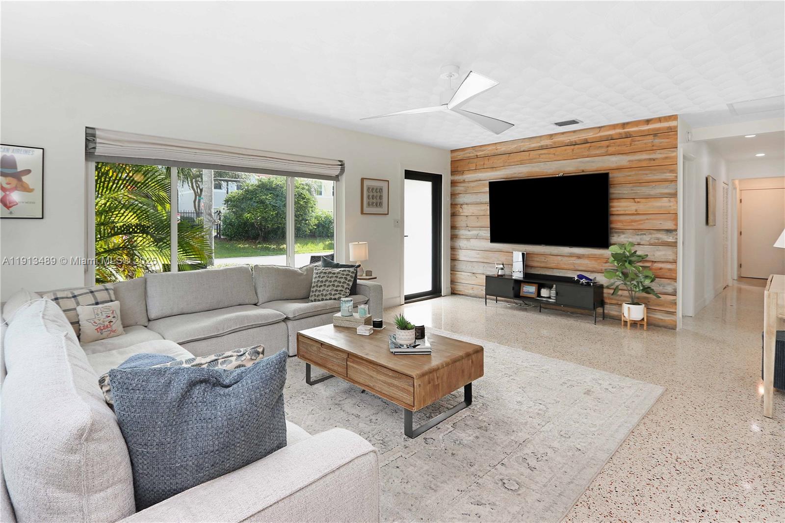 LOOK HOMESITES NO 4 - Residential