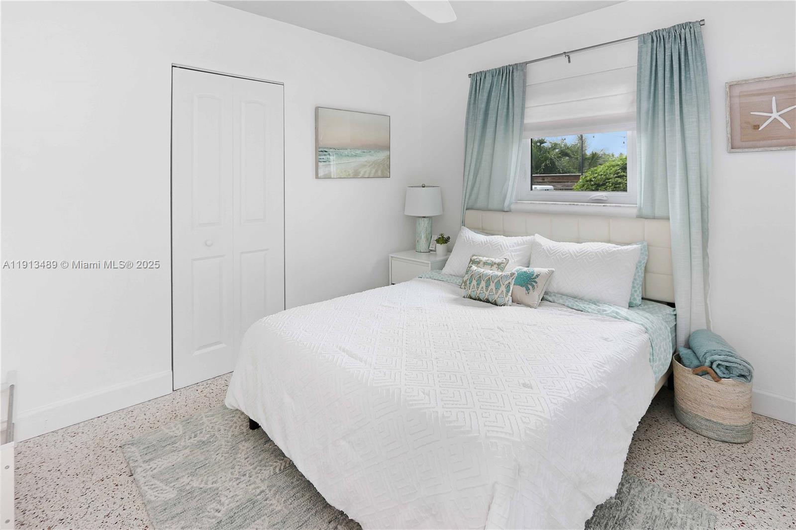 LOOK HOMESITES NO 4 - Residential