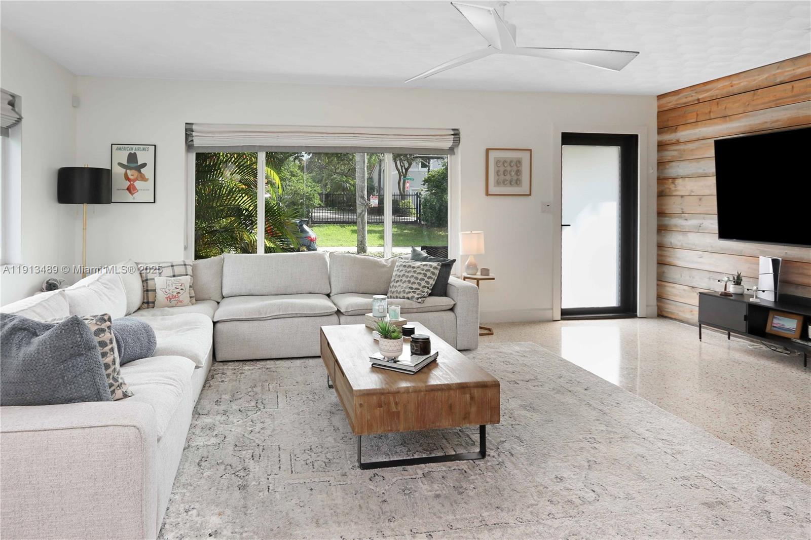 LOOK HOMESITES NO 4 - Residential