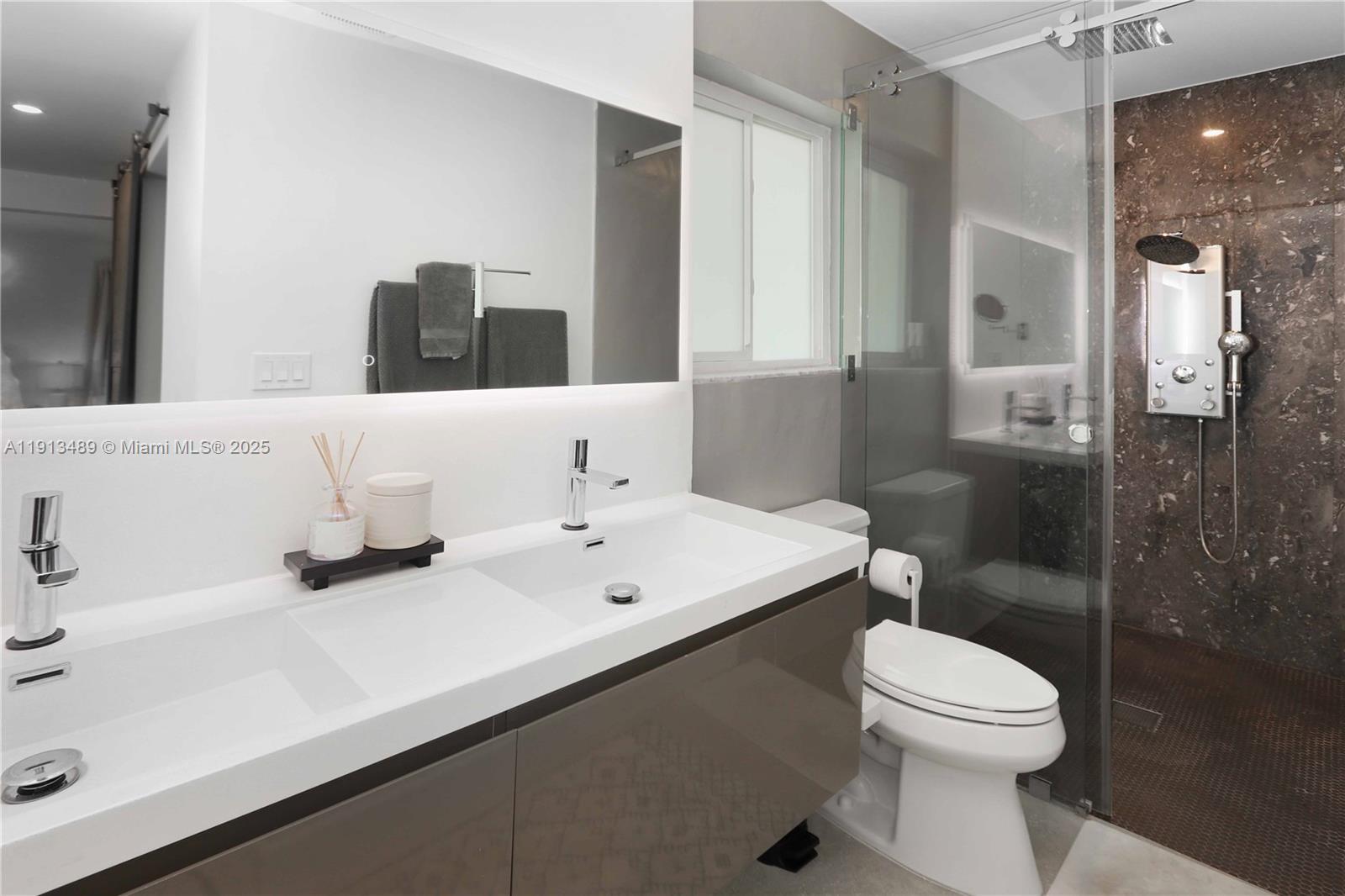 LOOK HOMESITES NO 4 - Residential