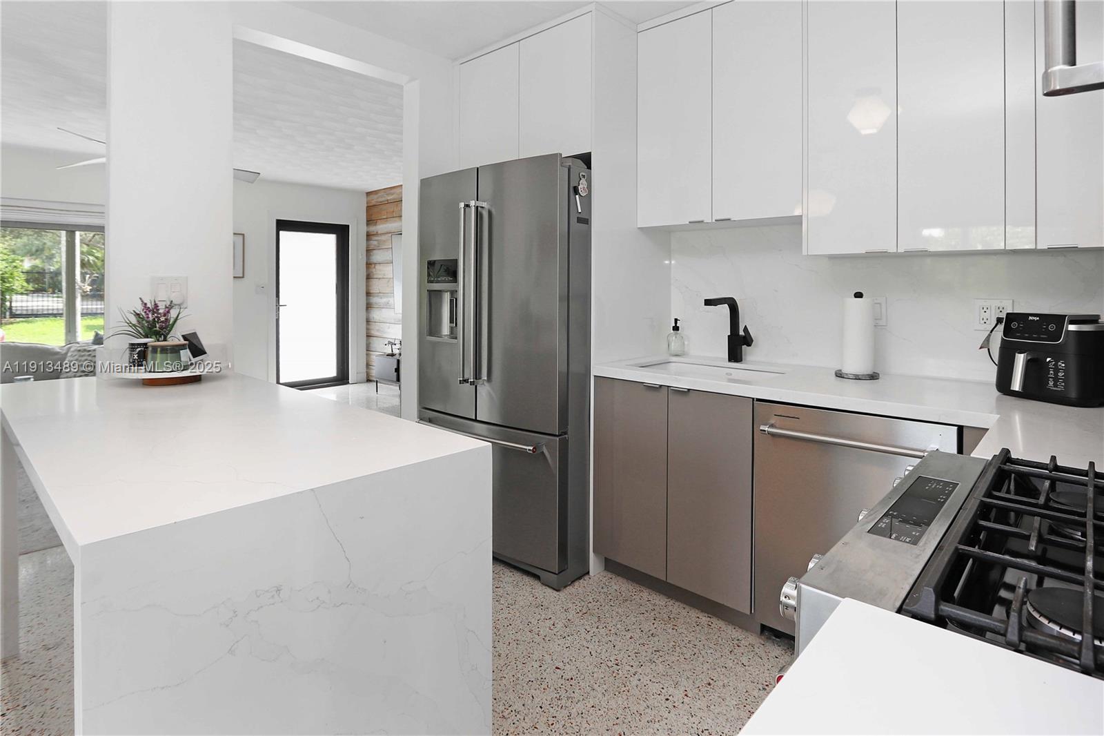 LOOK HOMESITES NO 4 - Residential