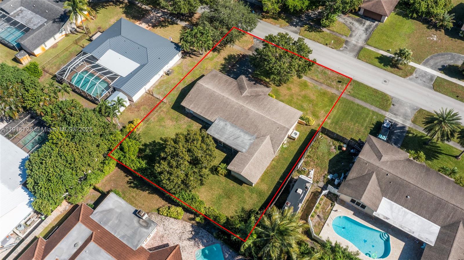 ROYAL PALM SOUTH SEC 1 - Residential