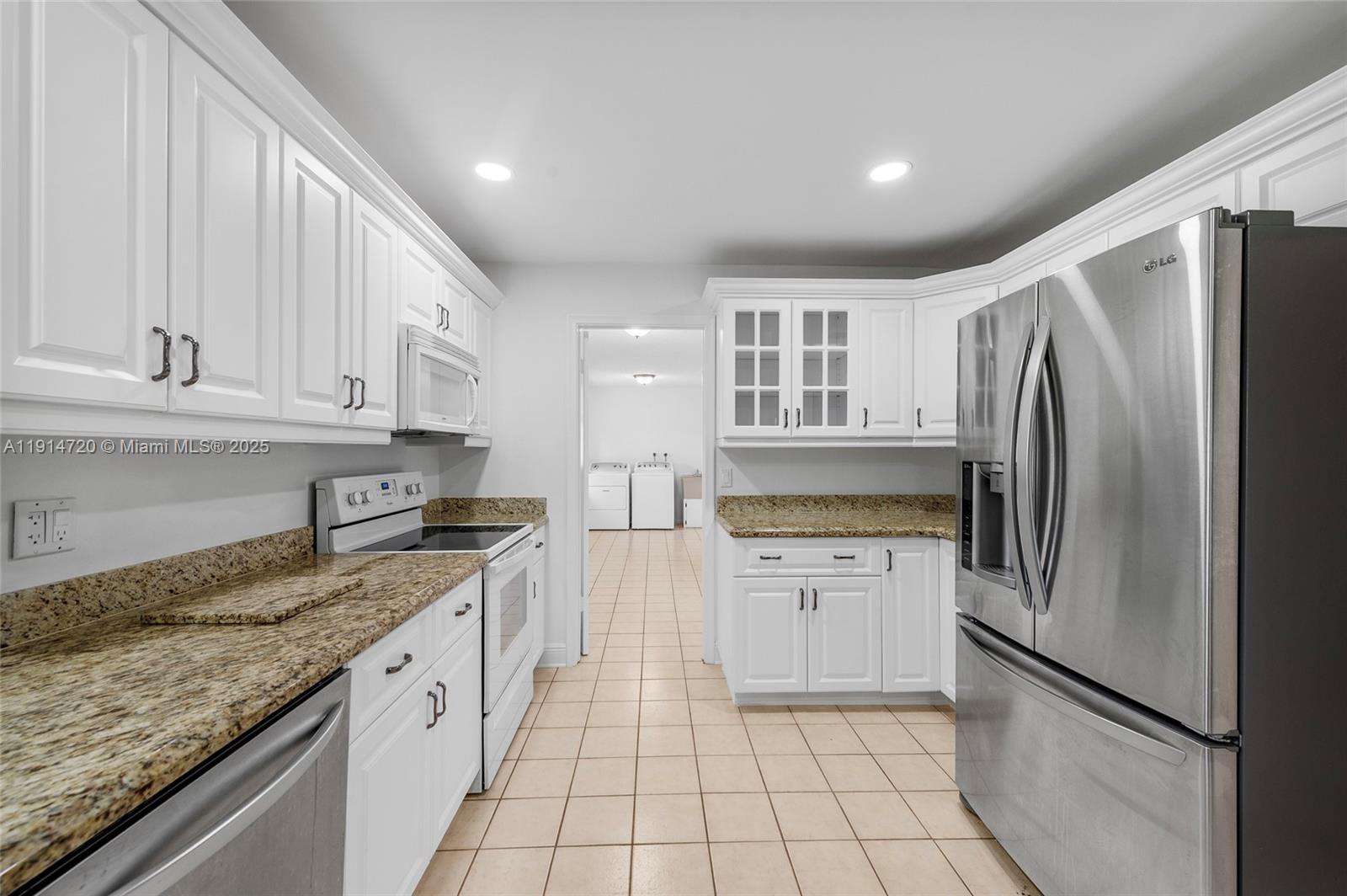 ROYAL PALM SOUTH SEC 1 - Residential