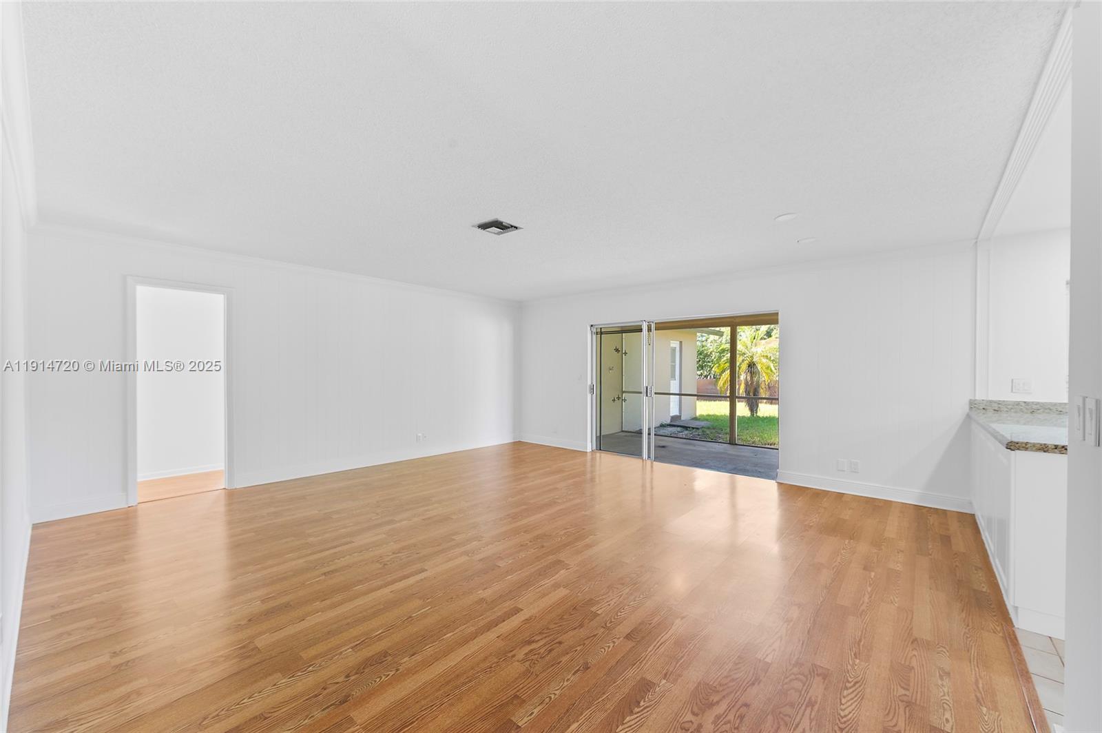 ROYAL PALM SOUTH SEC 1 - Residential