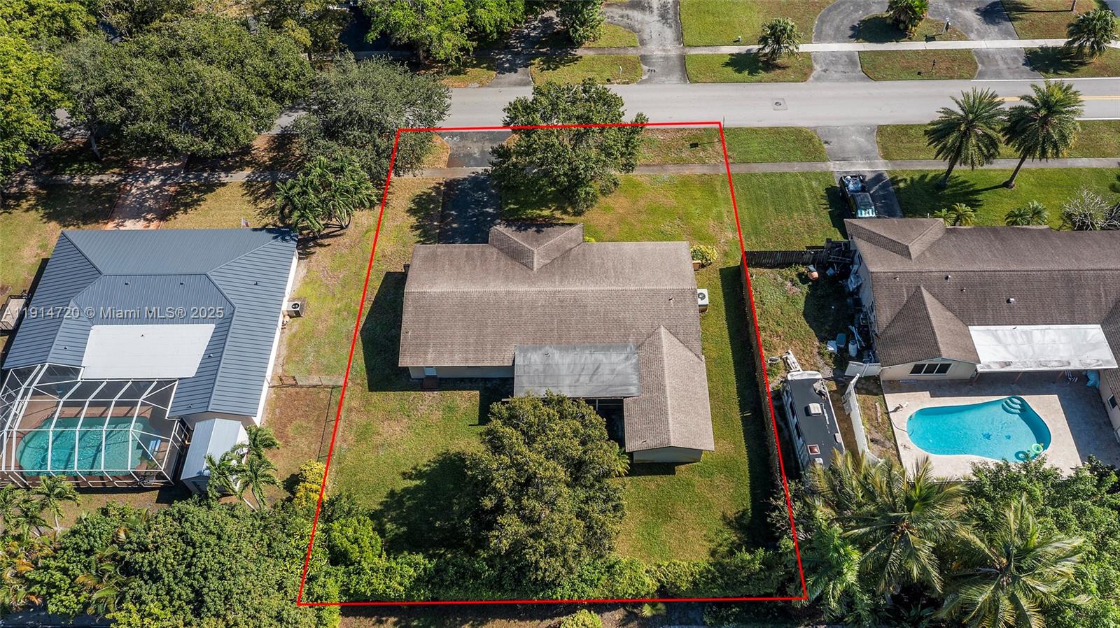 ROYAL PALM SOUTH SEC 1 - Residential