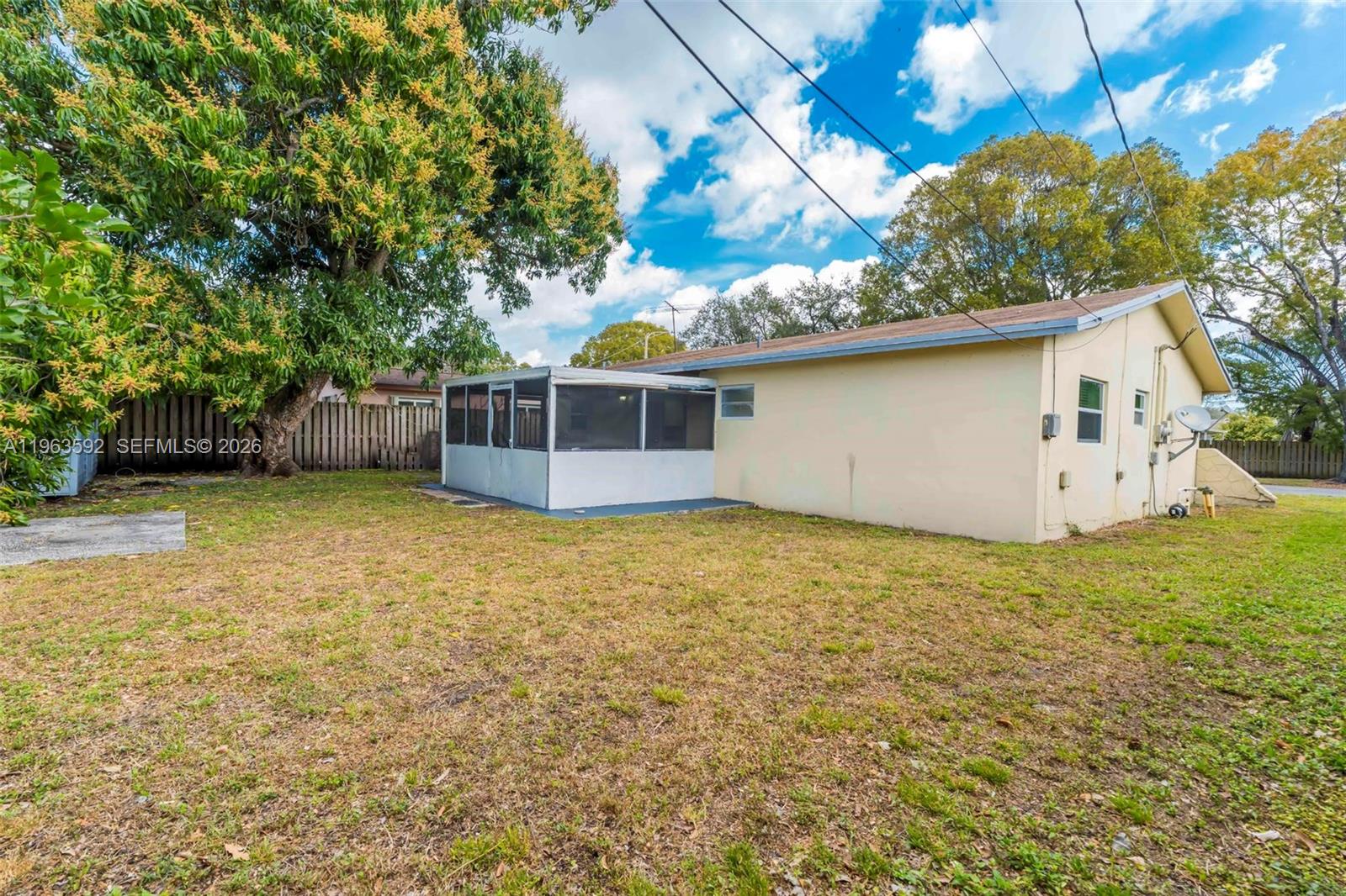 LINWOOD GARDENS NO 1 - Residential