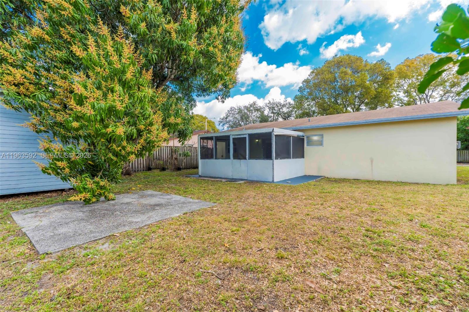 LINWOOD GARDENS NO 1 - Residential