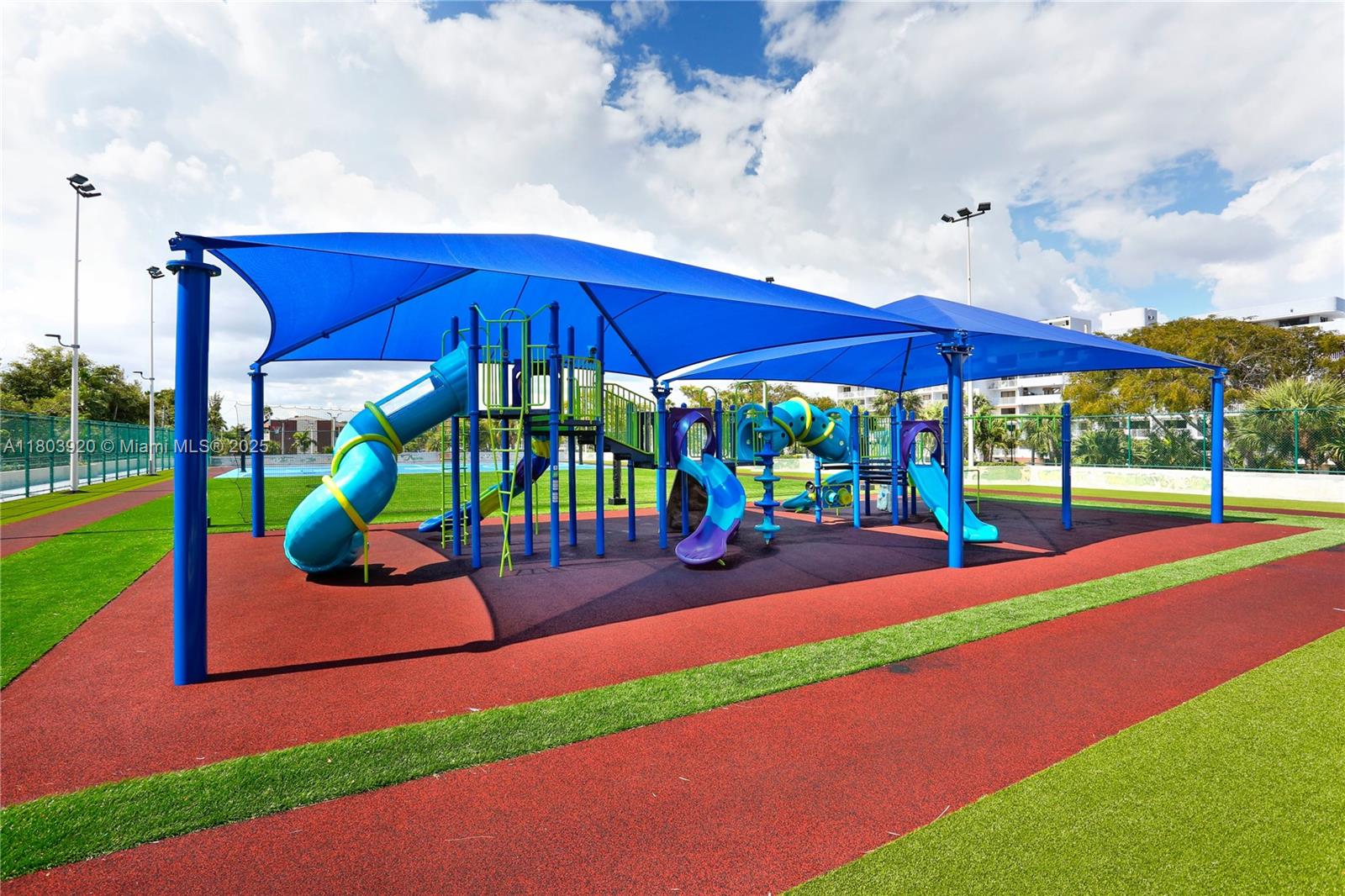 CRICKET CLUB CONDO - Residential