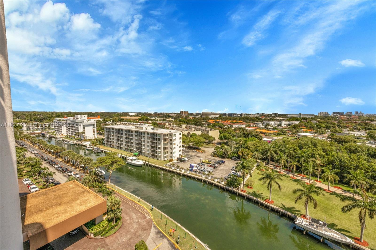 CRICKET CLUB CONDO - Residential