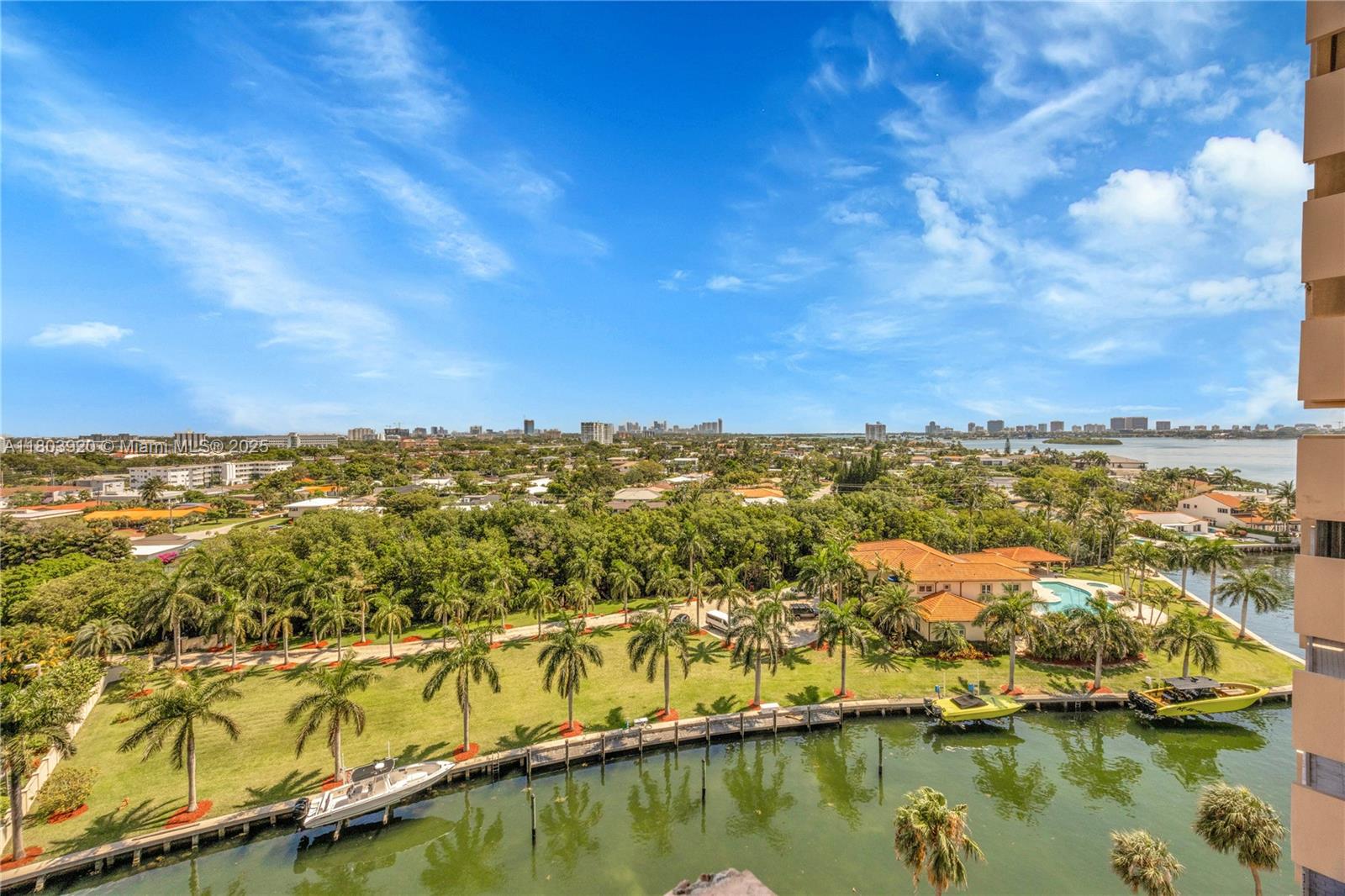 CRICKET CLUB CONDO - Residential