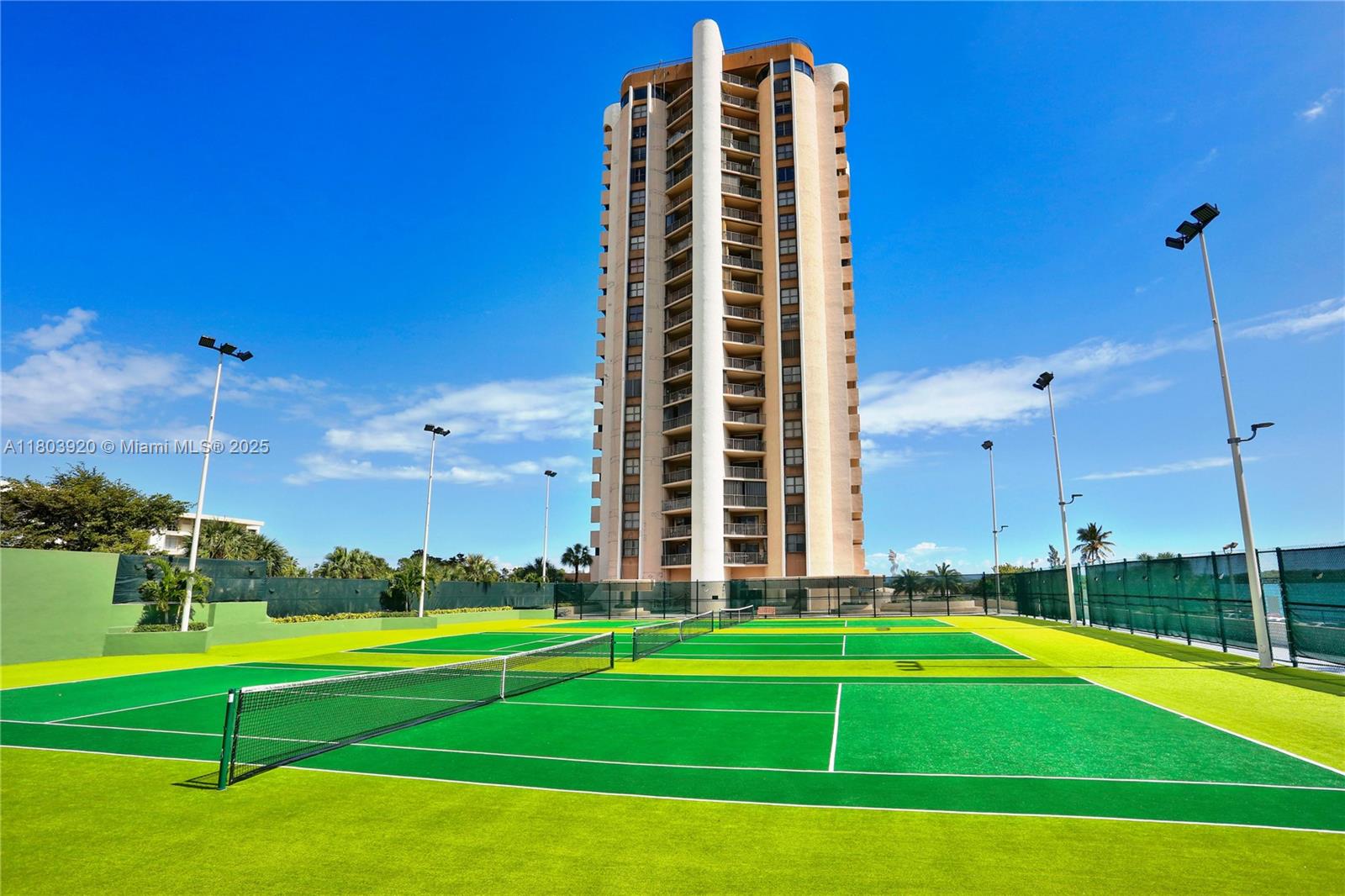 CRICKET CLUB CONDO - Residential