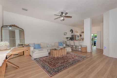 1966 SE 23rd Ter Homestead FL 33035