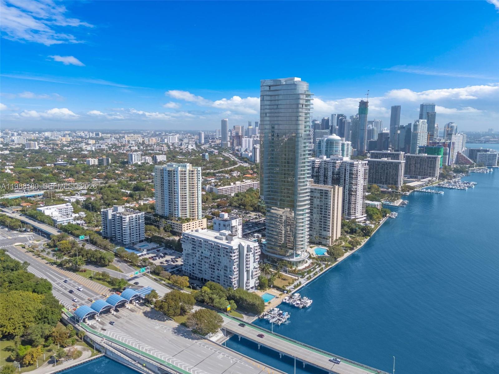 BRICKELL BISCAYNE CONDO - Residential Lease