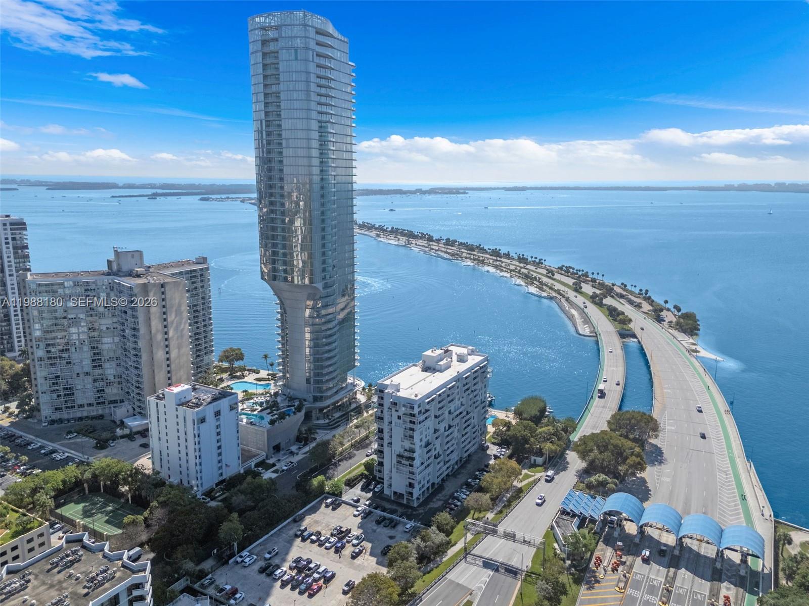 BRICKELL BISCAYNE CONDO - Residential Lease