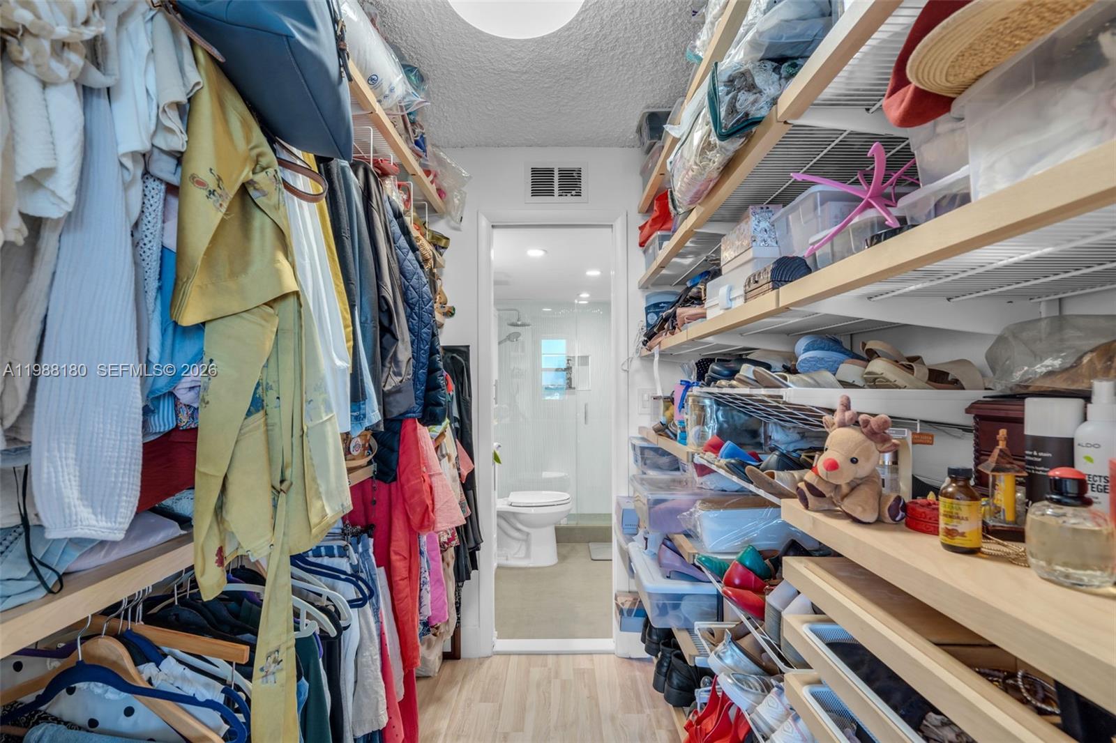 BRICKELL BISCAYNE CONDO - Residential Lease