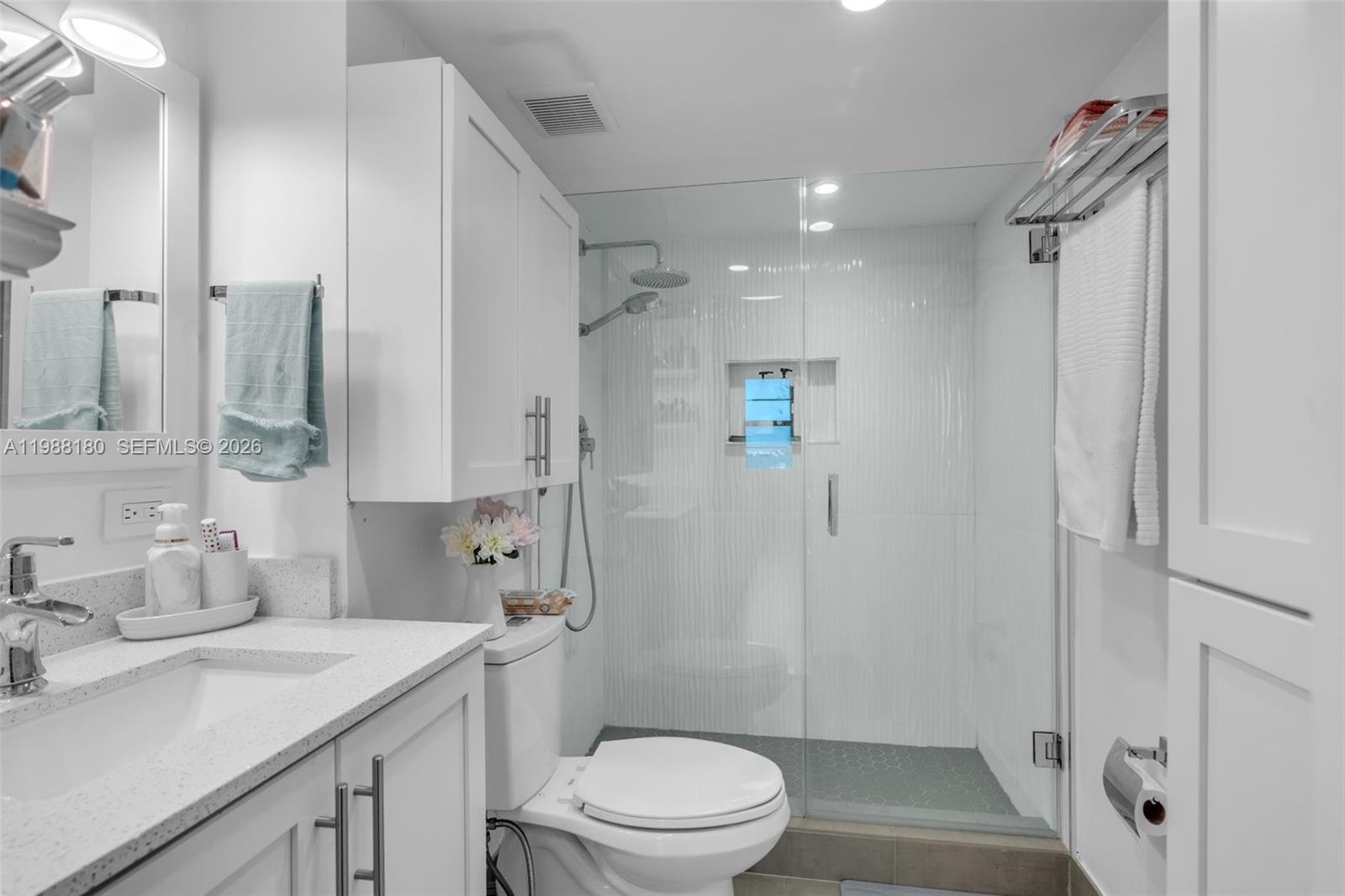 BRICKELL BISCAYNE CONDO - Residential Lease